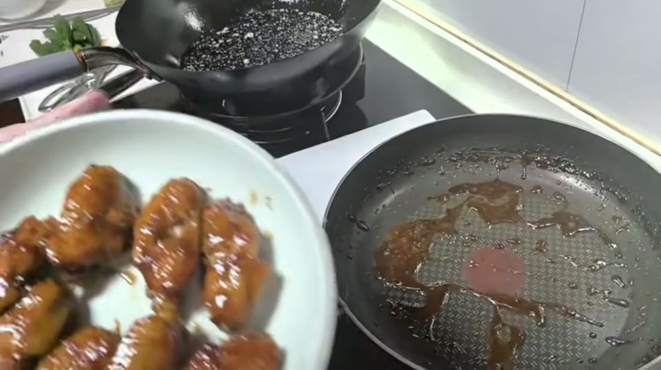 Home-style Braised Chicken Wings in Spencer's kitchen